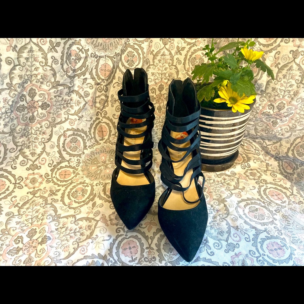 Nine West pumps